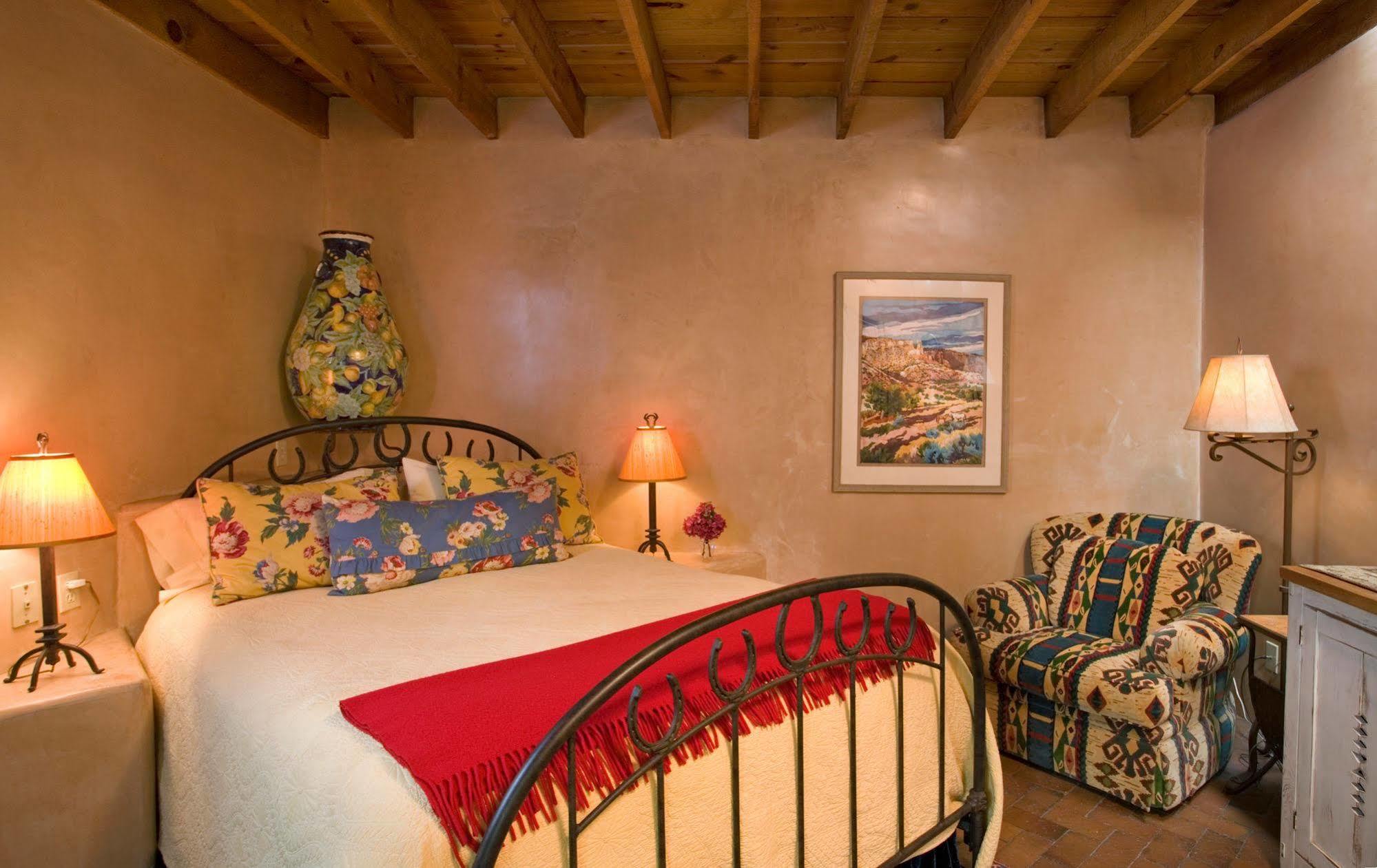 El Farolito B&B Inn Santa Fe Buitenkant foto